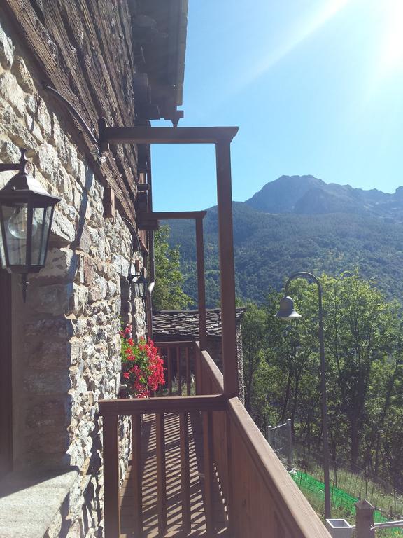 Le Petit Coeur Hotel Fontainemore Luaran gambar