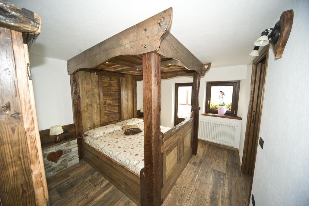 Le Petit Coeur Hotel Fontainemore Luaran gambar
