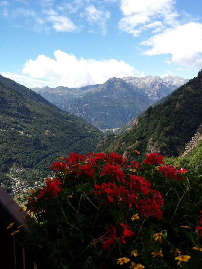Le Petit Coeur Hotel Fontainemore Luaran gambar