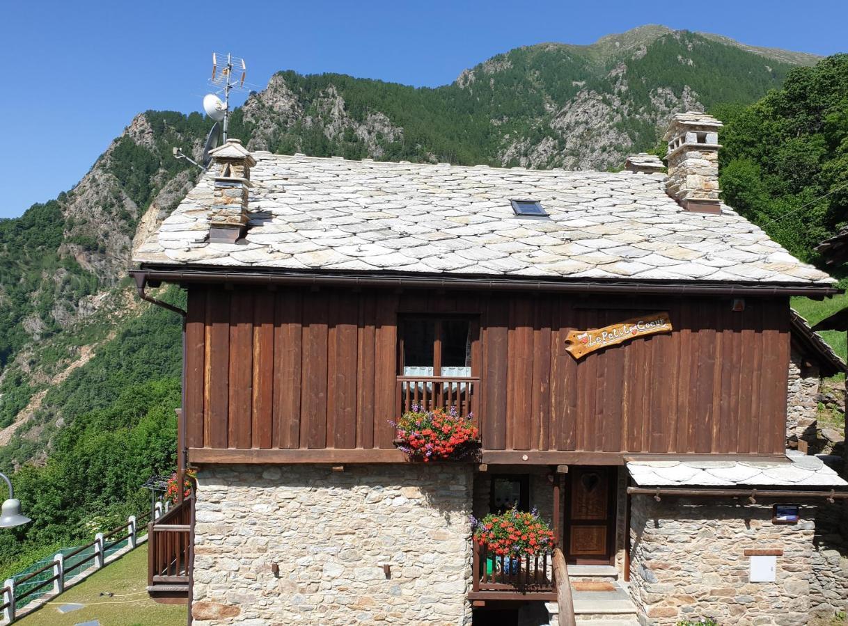 Le Petit Coeur Hotel Fontainemore Luaran gambar